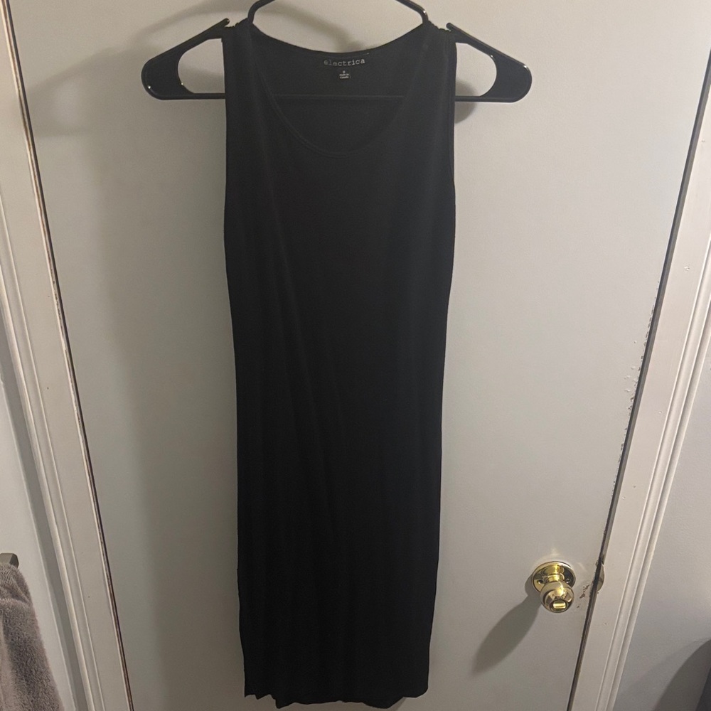 Elegant Black Midi Dress